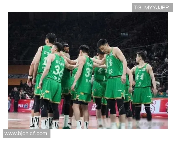 全运会精彩对决辽宁男篮挑战新疆队争夺胜利荣耀