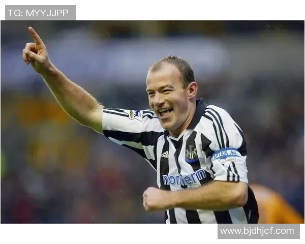 哈兰德的足球传奇之路:从青涩少年到世界顶级射手的成长故事